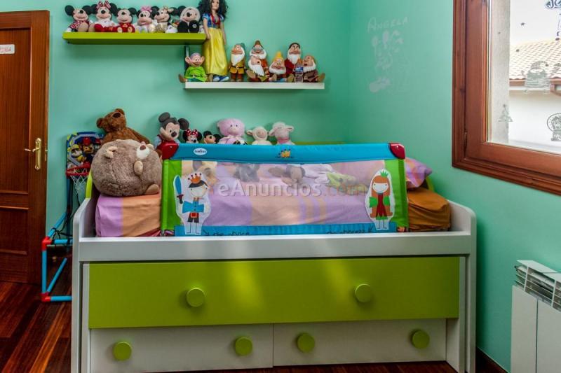 Adosado en venta en  Medina de Pomar