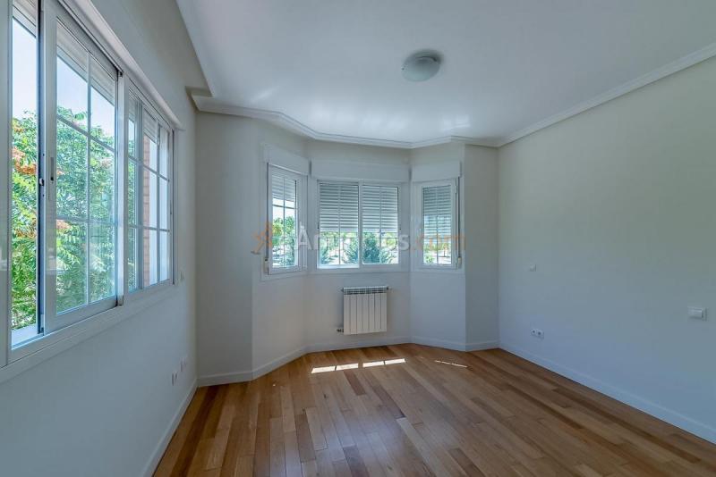 Adosado en venta en  Barajas, Madrid