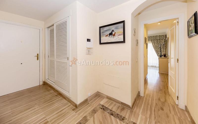 Apartamento en venta en  Elviria-Cabopino, Marbella