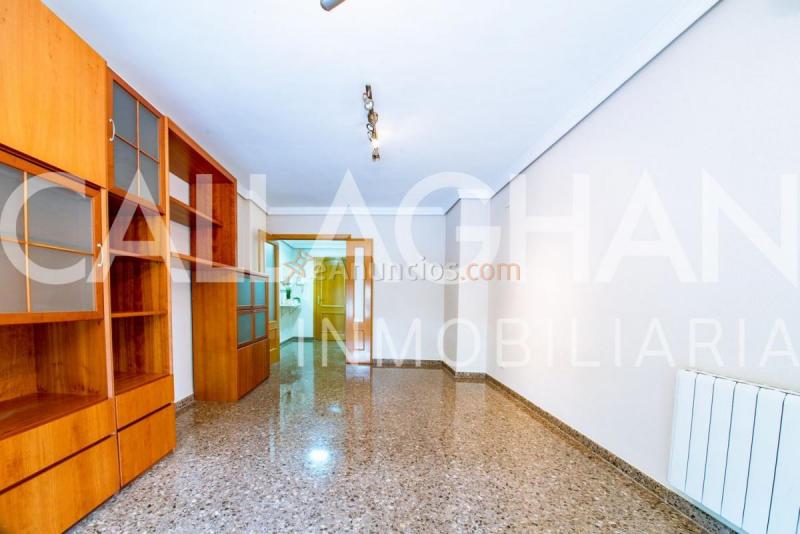 Apartamento en venta en  real de madrid, La Torre