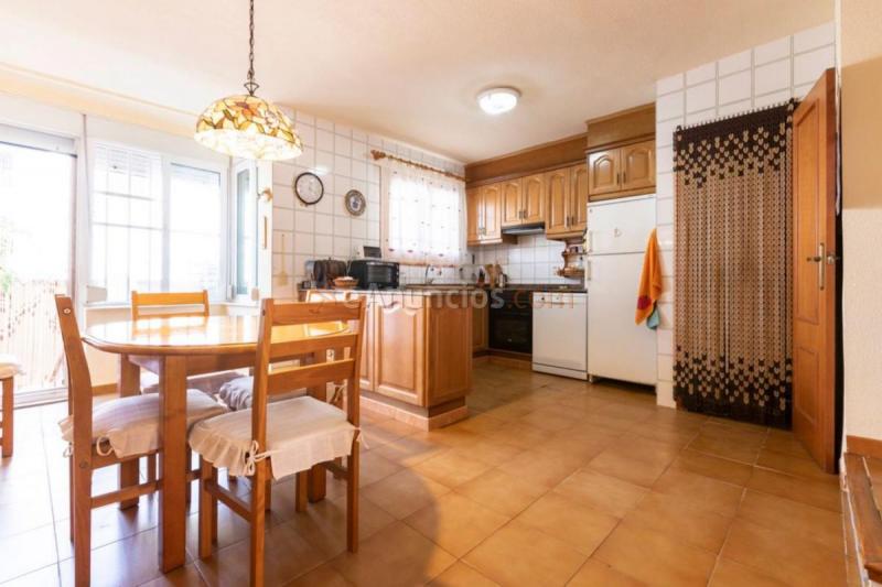 Adosado en venta en  El Perellonet