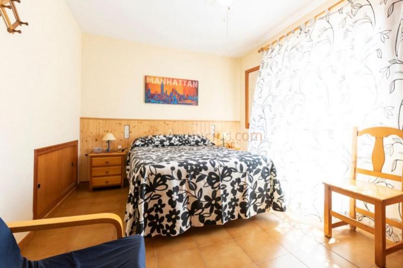 Adosado en venta en  El Perellonet