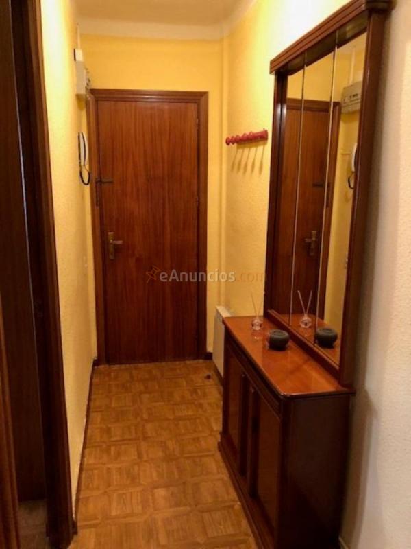 Apartamento en alquiler en  Ayerbe, Barajas, Madrid