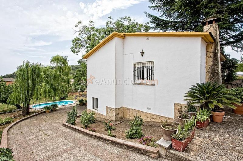 Adosado en venta en  Mediona