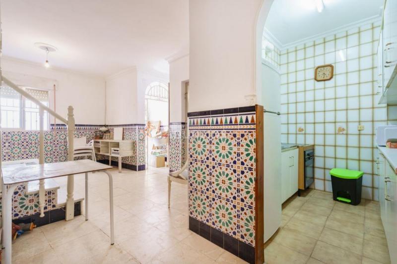 Adosado en venta en  La Algaba