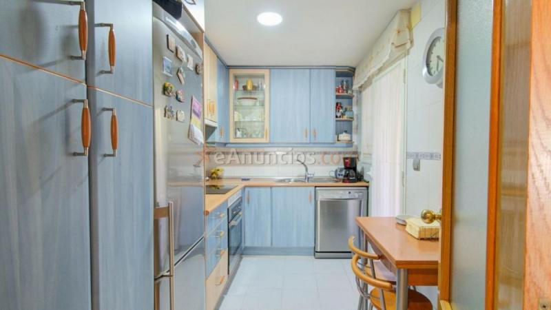 Apartamento en venta en  Villa de Vallecas, Madrid