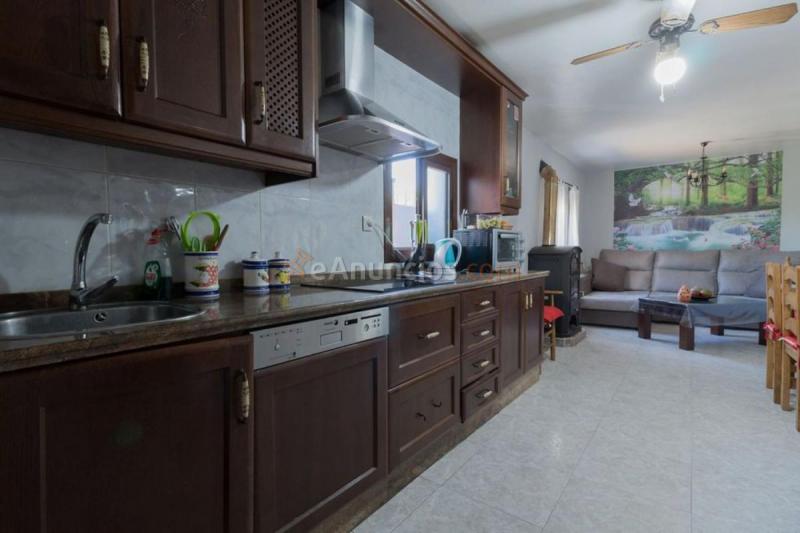 Adosado en venta en  Carcabuey