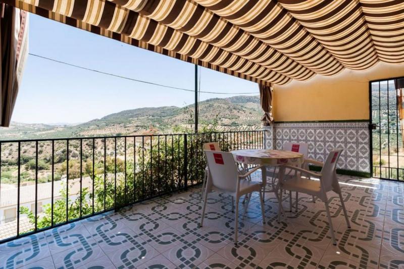 Adosado en venta en  Carcabuey