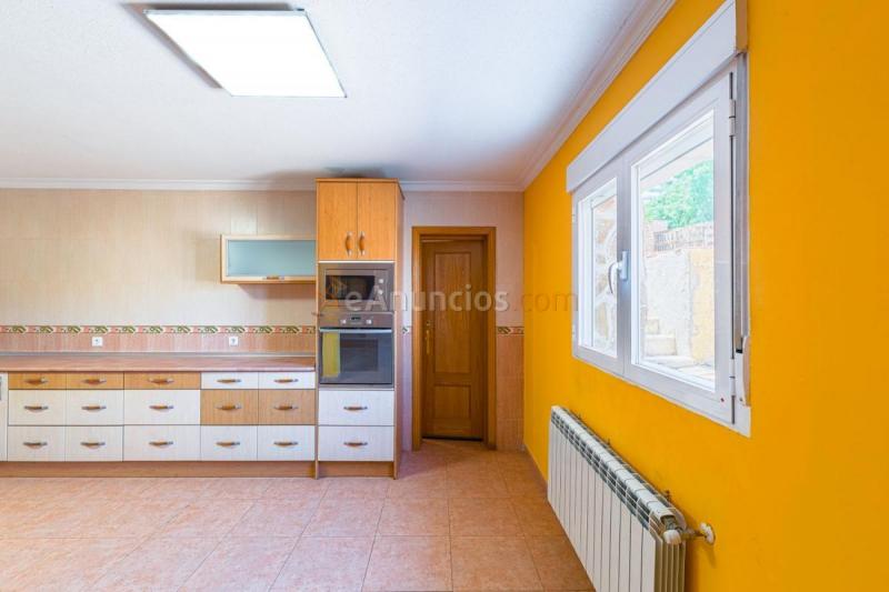 Adosado en venta en  islas filipinas, El Casar