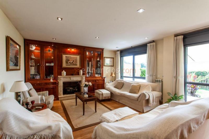 Adosado en venta en  San Lazaro - Meixonfrio, Santiago de Compostela