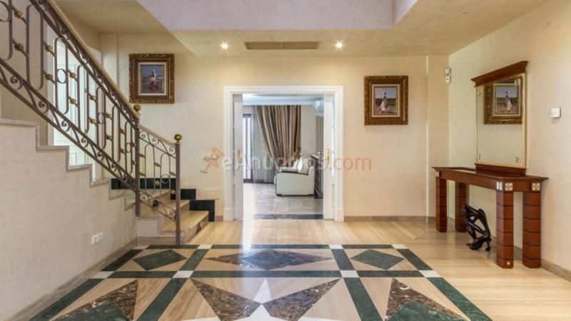 Adosado en venta en  Las Chapas-El Rosario, Marbella