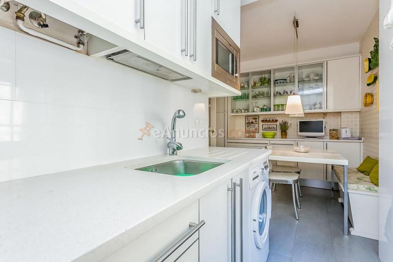 Apartamento en venta en Calle de la Costa Brava, Fuencarral, Madrid