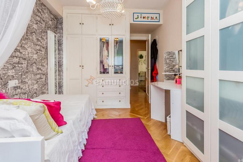 Apartamento en venta en Calle de la Costa Brava, Fuencarral, Madrid