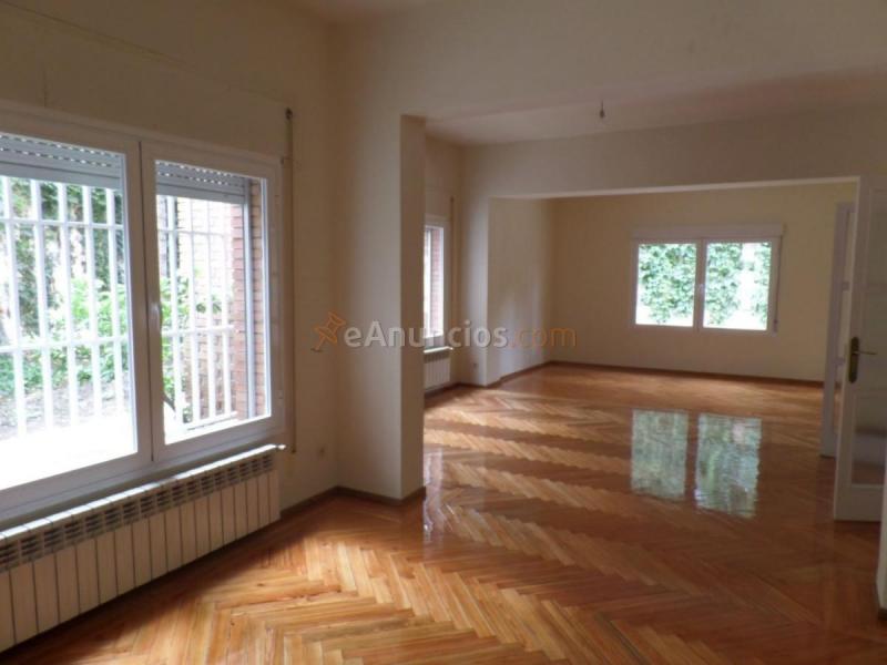 Adosado en alquiler en  Hortaleza, Madrid