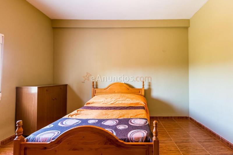 Adosado en venta en  Oria