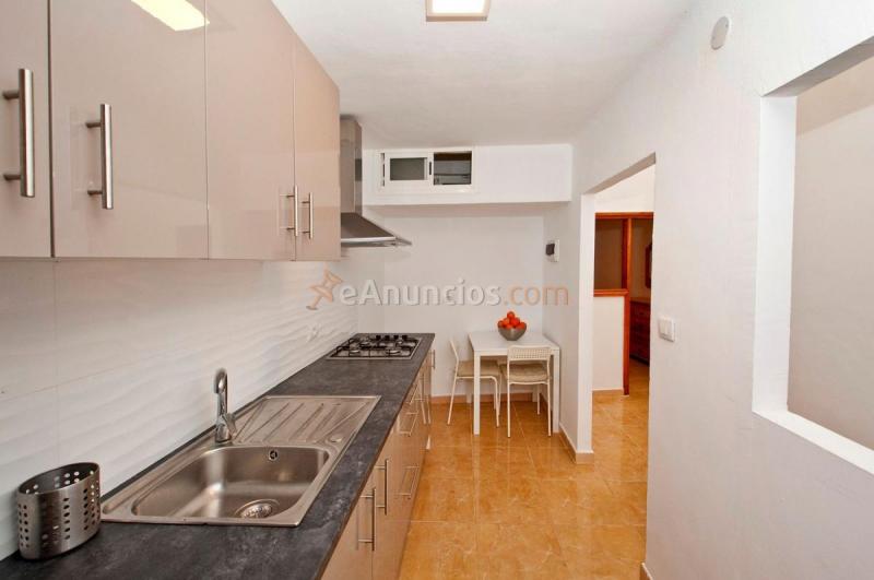 Adosado en venta en  San Gregorio, Telde