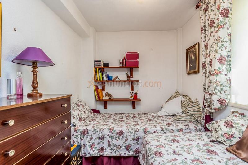 Apartamento en venta en  Ciudad Lineal, Madrid