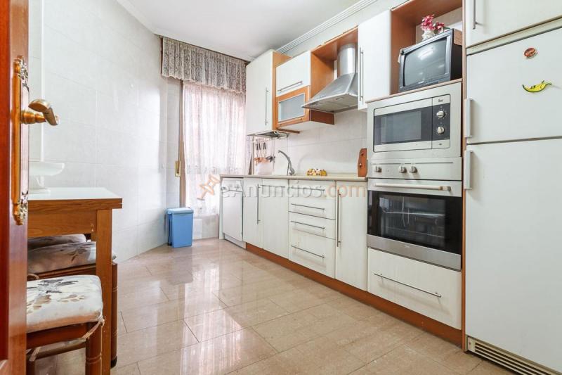 Apartamento en venta en  Kalero - Basozelai, Basauri