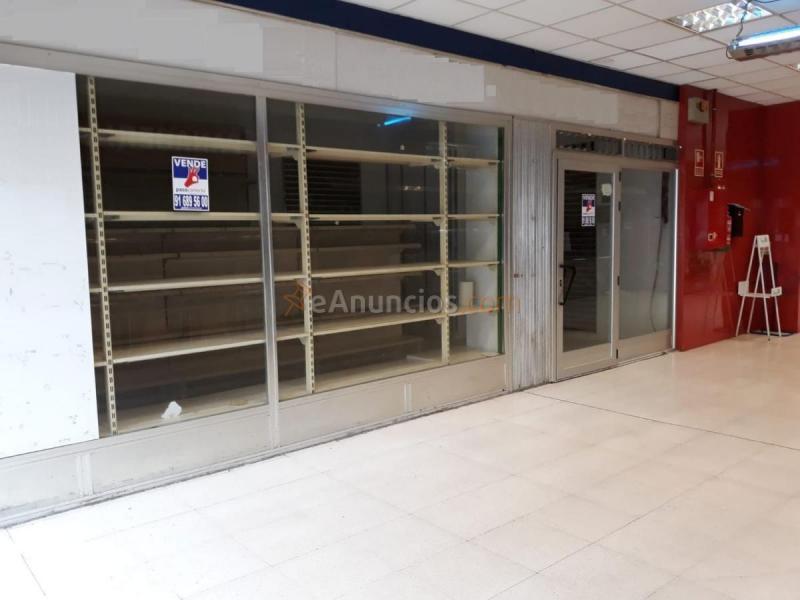 Local Comercial en venta en  Zarzaquemada, Leganés