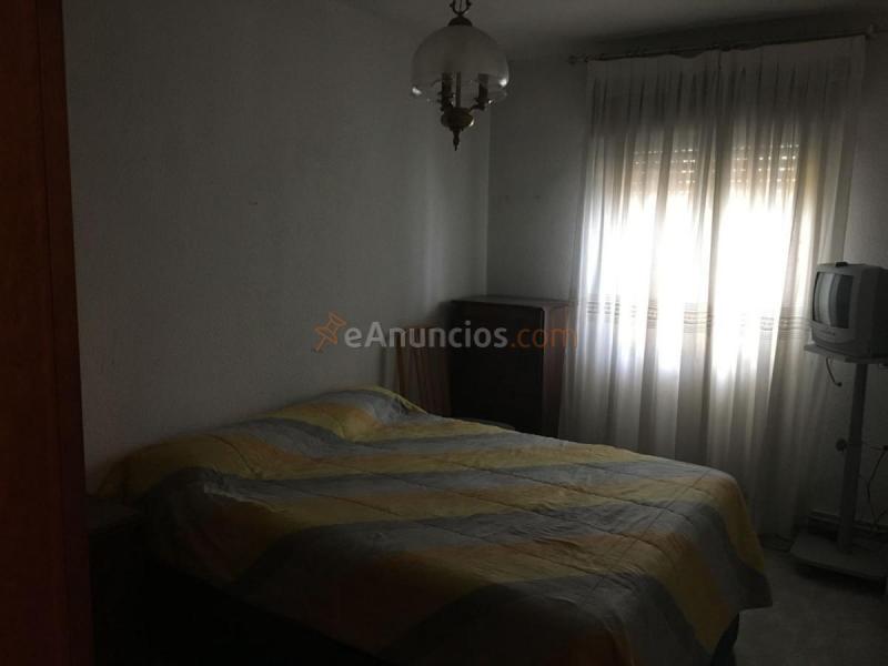Apartamento en alquiler en Calle Villardondiego, Vicálvaro, Madrid