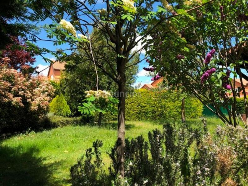 Adosado en venta en  Conde de Fuentes, Fuentes de Valdepero