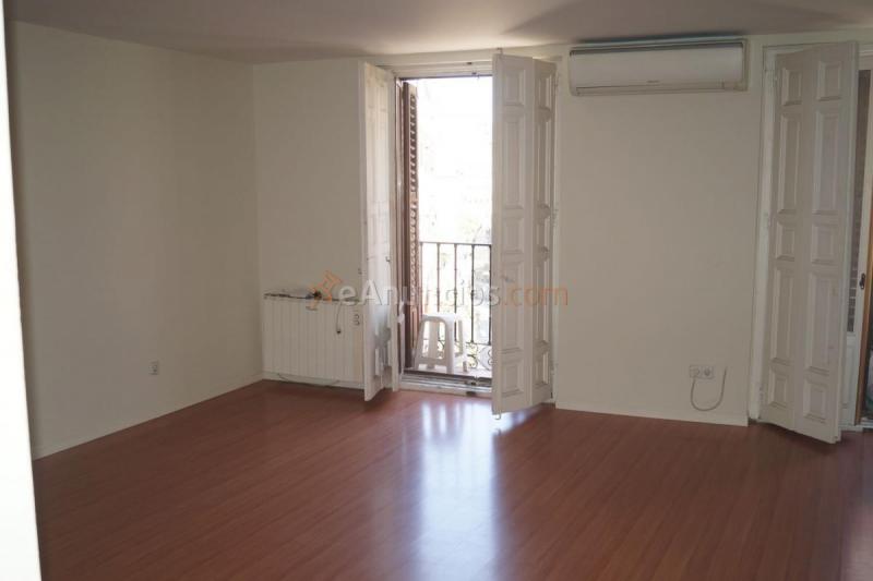 Loft en alquiler en Calle de las Huertas, Centro, Madrid