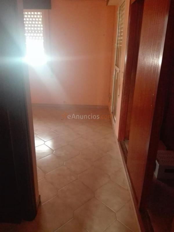 Casa en venta en Calle Francisco Cabrera Pavón, Gines