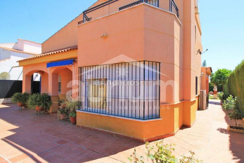 Adosado en venta en  Urbanización Flor del Loreto, Loreto, Espartinas