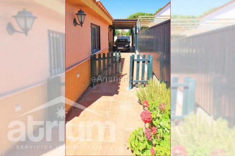 Adosado en venta en  Urbanización Flor del Loreto, Loreto, Espartinas