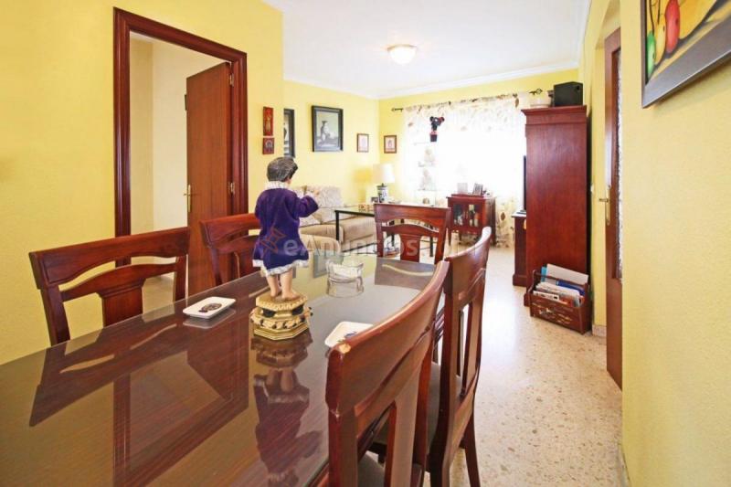 Casa en venta en Calle Guadalquivir, Umbrete