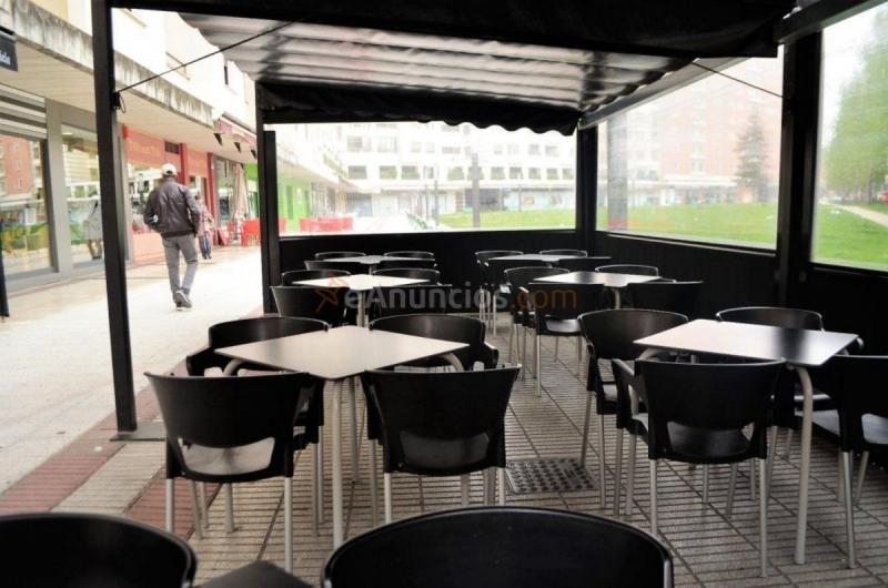 Edificio en venta en  Mendebaldea, PamplonaIruña