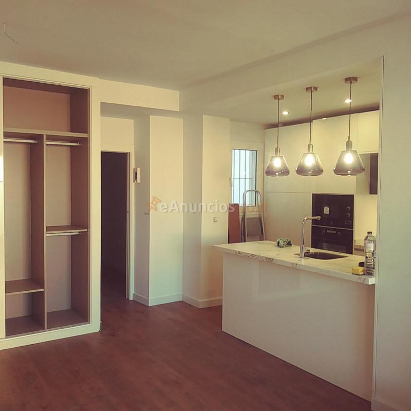 montadores de suelos laminados tarimas flotantes