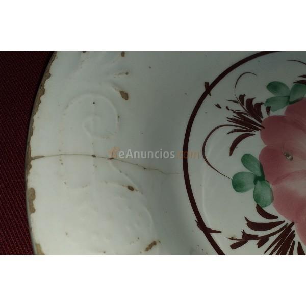 Plato de cerámica p. S. Xx