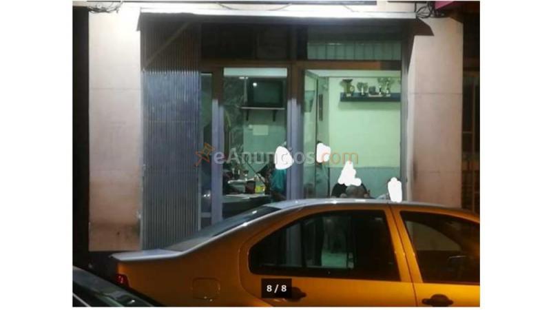 转让 酒吧  地点在torre y bages   ,calle eximinie,28  持有c3 的经营