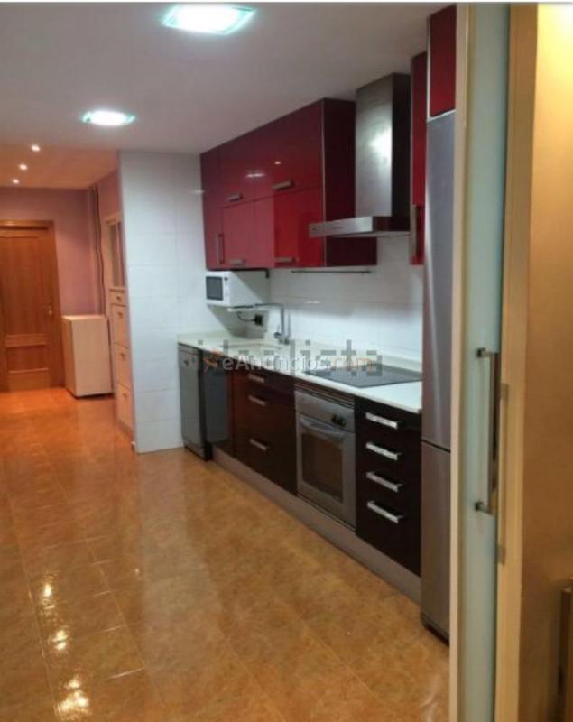 Entresuelo amueblado