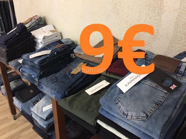 Mercancía, ropa para tiendas OUTLET.
