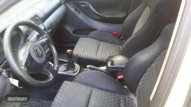 Seat Leon 1.9TDI Stella Stella de 2001 con 399.000 Km por 1.500 EUR. en Madrid