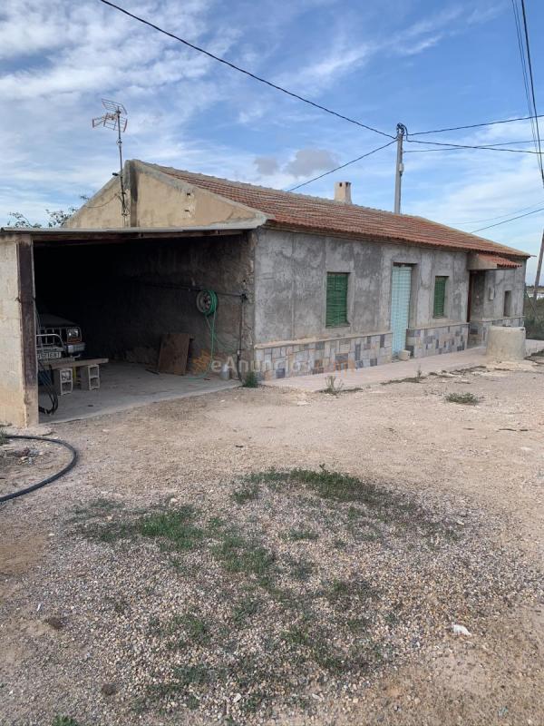 Se vende casa con terreno en cuesta blanca cartagena