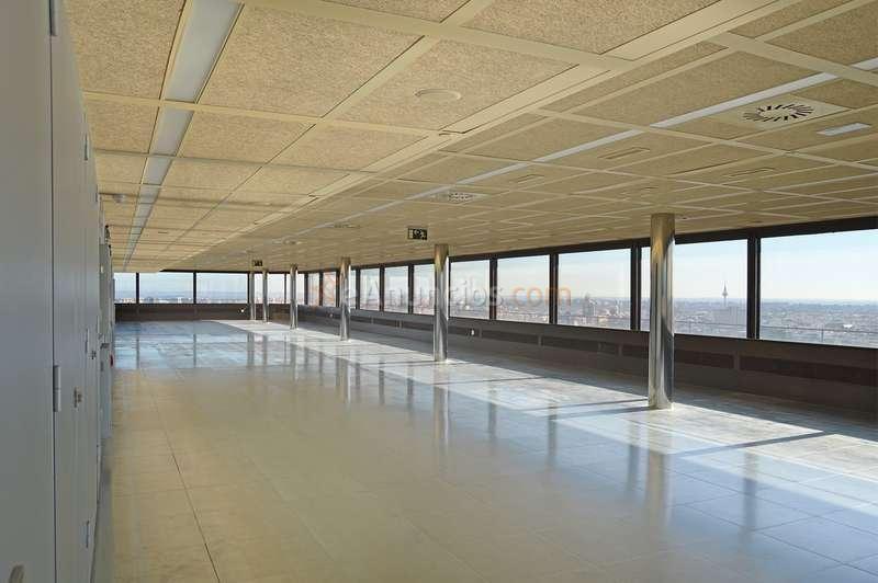 Oficina en la emblemática torre de Sáenz de Oiza