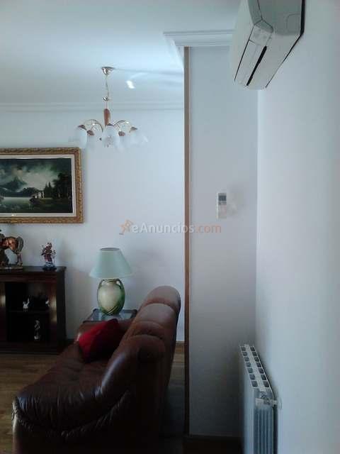 Se alquila piso de 2 dormitorios con ascensor