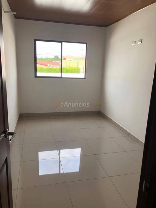 Se vende casa nueva en lomas del valle-nicaragua