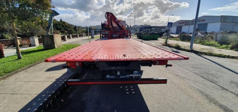 Volvo - grua rescate porta coches