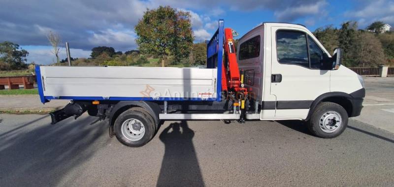Iveco 180cv grua