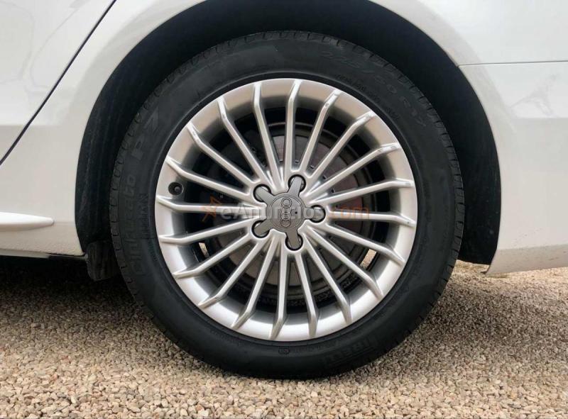 Audi A4 Avant 2.0TDI CLEAN 150 S LINE EDITION 