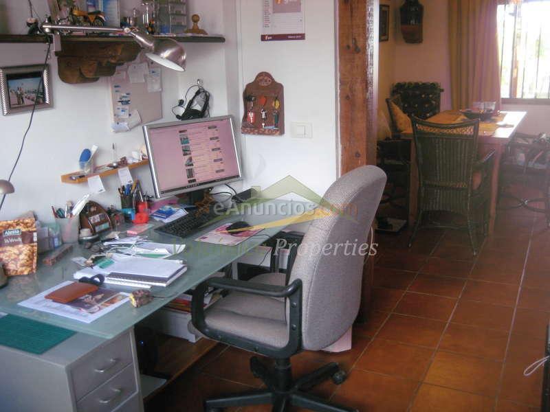 (Ref.139001) Una casa única con más de 28,000m2 de terreno con impresionantes vistas al mar y la montaña