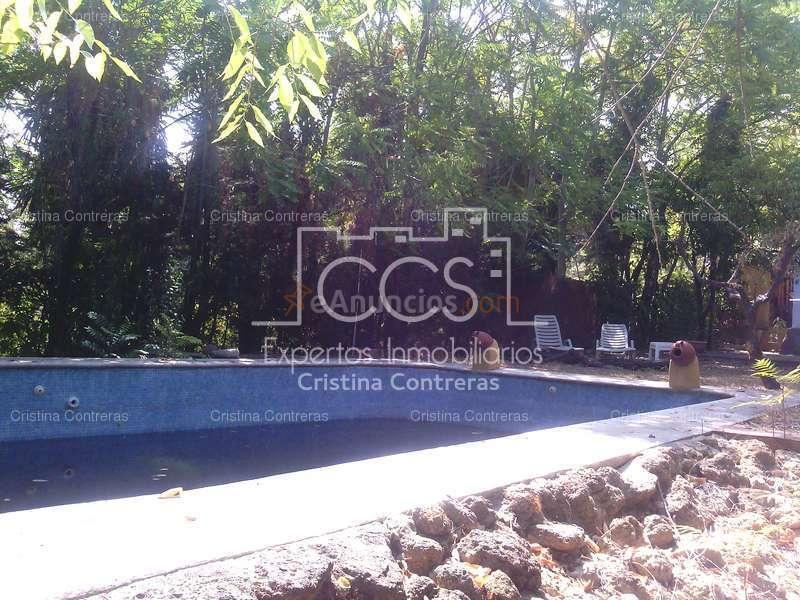 Venta de Casa chalet de 2.600 m2 de parcela y 150 m2 construidos en Espartinas.