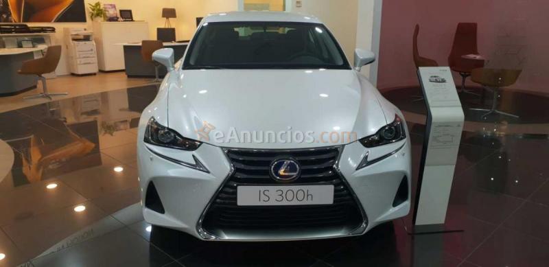 Lexus is bussines 300h hybrido. Nuevo a estrenar