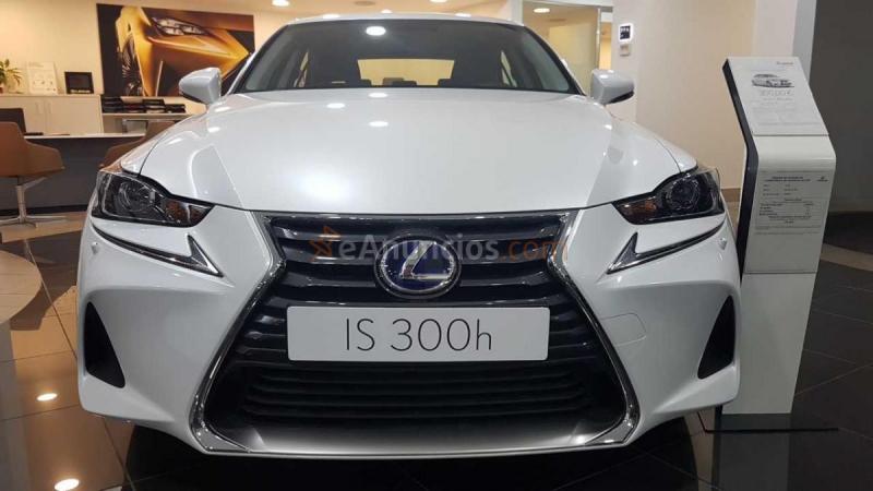 Lexus is bussines 300h hybrido. Nuevo a estrenar