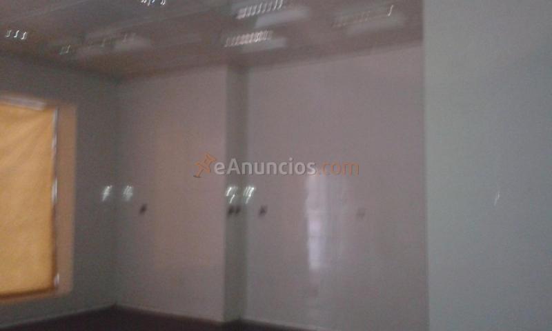 Local Comercial en alquiler en  Calle LUIS BEJAR, Zona Pueblo, Pozuelo de Alarcón