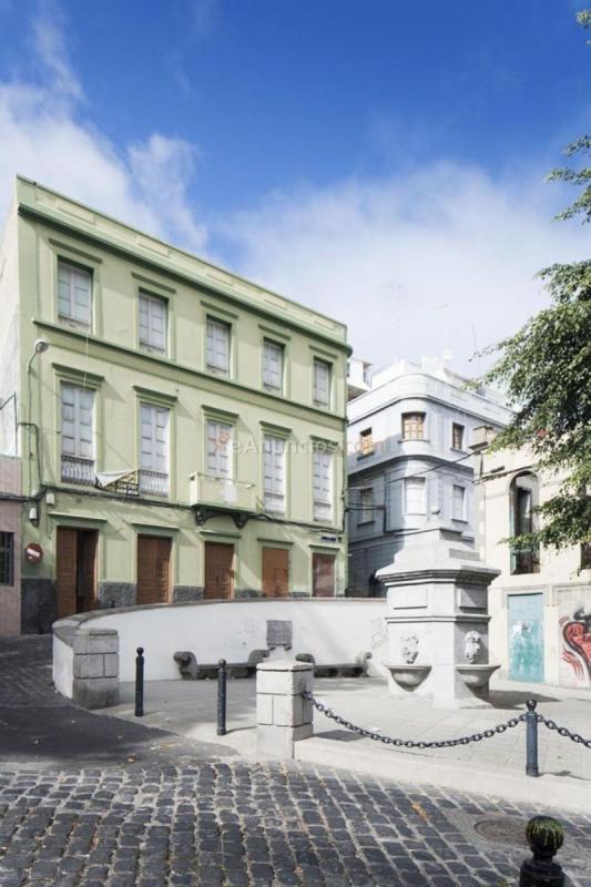 Adosado en venta en Calle Avenida Primero de Mayo, Vegueta - Triana, Las Palmas de Gran Canaria